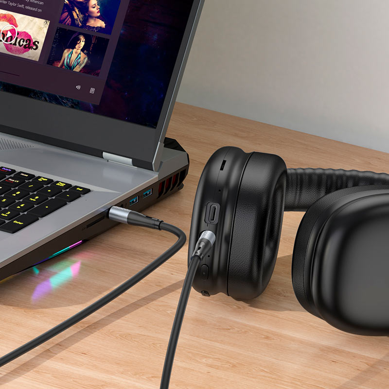 HOCO UPA22 Silicone Braid OFC Core Audio Cable Pakistan
